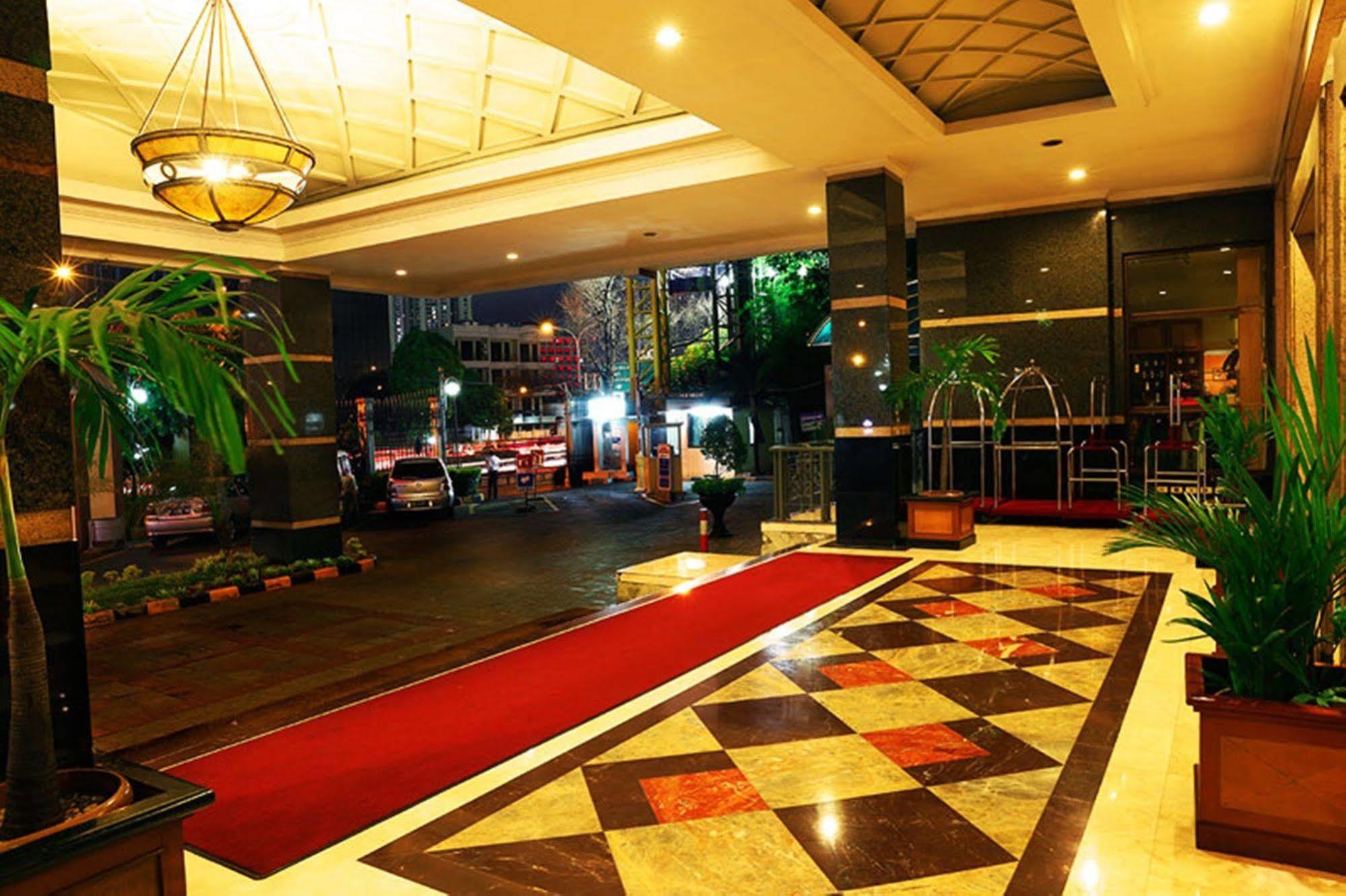 Mega Anggrek Hotel Jakarta Slipi Exterior photo